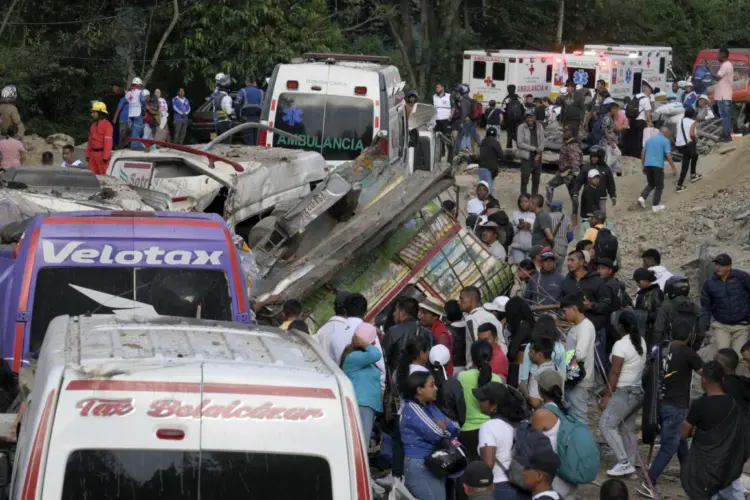 El ataque afectó a al menos 15 vehículos en el sector de El Túnel, Cajibío.