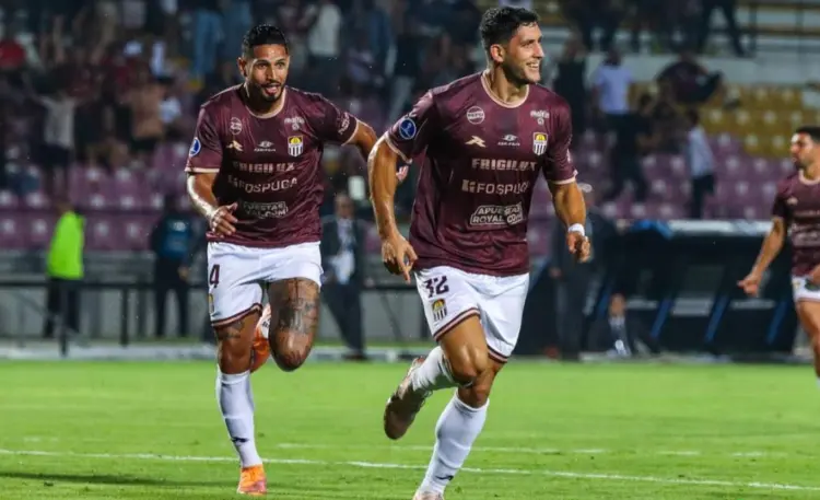 Carabobo enfrenta a River Plate de Argentina