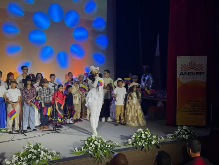 El Festival de Canto y Declamación de la ANDIEP, en su edición 2026, fue organizado por la U. E Colegio Santa Rosa.