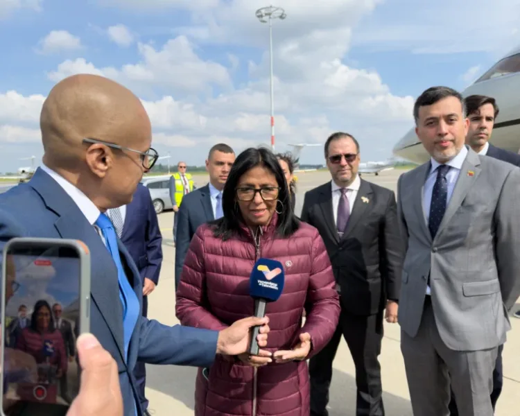 Delcy Rodríguez, llegó este domingo a La Haya, en Países Bajos