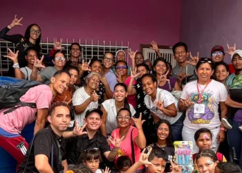 Education 4 Youth “Cree y Crea”