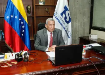 Carlos Alexis Castillo, ministro para el Trabajo.