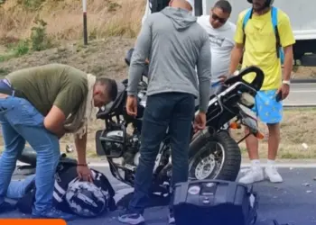 Pese a haber sido auxiliado, el motorizado falleció en el lugar del suceso.