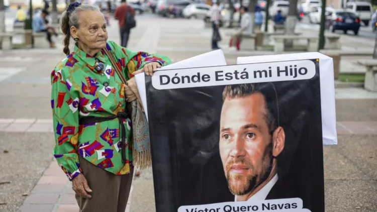 Murió la madre de Víctor Quero