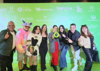 Durante la ceremonia, Iliana Feres junto a su equipo expresó su agradecimiento y reafirmó el propósito de IntyLact . 