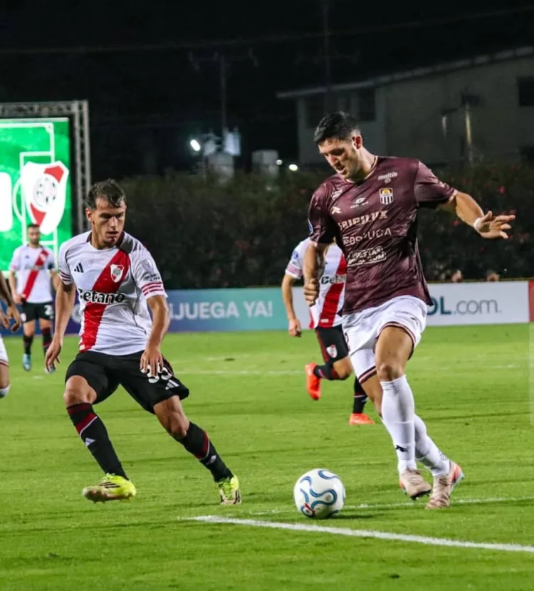 River Plate venció
