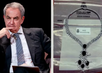 Durante el allanamiento de la oficina de Rodríguez Zapatero, en Madrid, se localizaron costosas joyas.