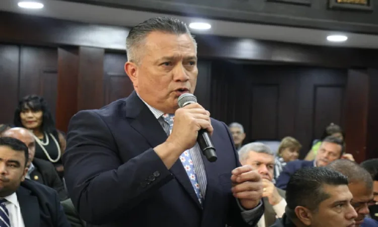 Una comisión de la Asamblea Nacional evaluará el tema de la seguridad vial, principalmente el relacionado con las motos, con miras a buscar