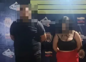 relaciones sexuales dentro de un vehículo