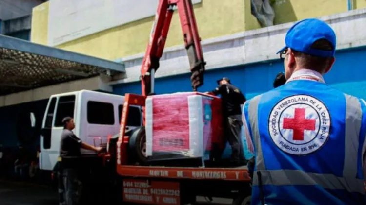 Gran parte de los donativos que recibe Venezuela tras la contingencia, son administrados por la Cruz Roja local.