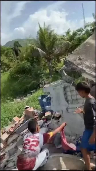 Muchas familias en Morón sufrieron pérdida total de sus hogares.