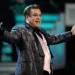 A 10 años de su muerte, en algunos sectores se ha insistido en que Juan Gabriel sigue vivo, llevando una vida "a su manera".