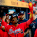 Ronald Acuña Jr. responde y firma noche perfecta de 3-3 en victoria de Atlanta ante Colorado 6-4.