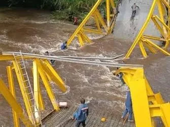 Autoridades iniciaron la reparación del puente y se pusieron en marcha medidas alternativas mientras se realizan los trabajos.