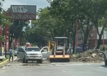 Cerrado tramo de Av. Andrés Eloy Blanco