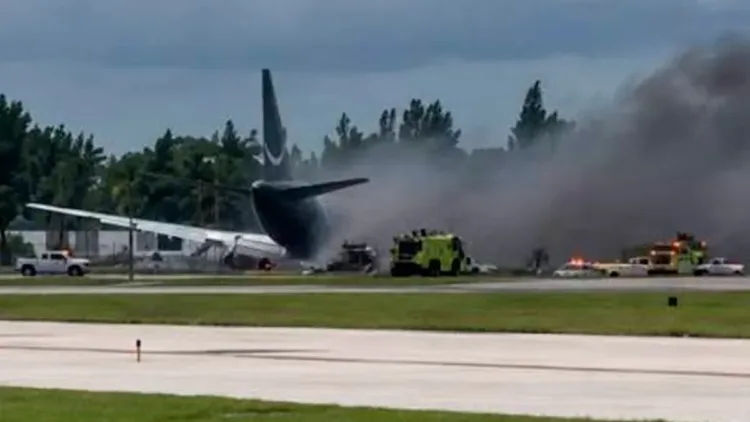 El Departamento de Bomberos y Rescate de Miami-Dade desplegó más de 60 unidades especializadas para combatir el fuego.