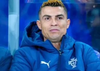 Cristiano Ronaldo en el banquillo