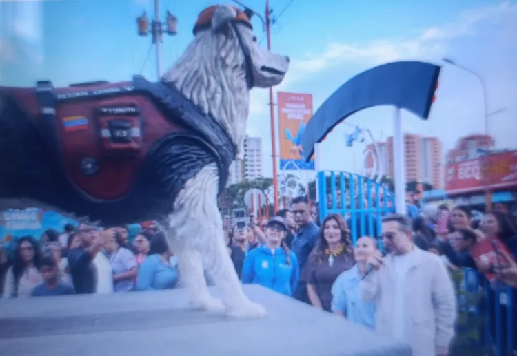 Inaugurado parque para mascotas en Valencia