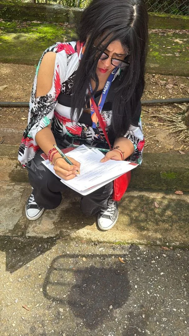 La señora Carmen Enjanrra espera ser escuchada por el gobernador Lacava y se consiga una solución al caso planteado.
