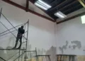 Los trabajos incluyen reparaciones del techo y pintura interior.