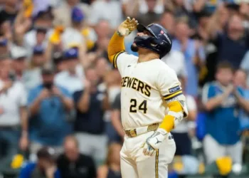 William Contreras comenzó la temporada luciéndose en el campo de juego.